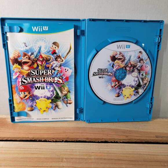Wii-U Super Smash Bros. w/ Booklet - Picture 2 of 4